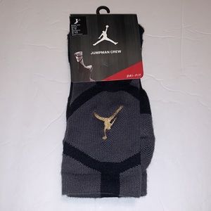 NEW MEDIUM NIKE AIR JORDAN DRI-FIT JUMPMAN CREW SOCKS MENS 6-8, WOMENS 6-10 NWT